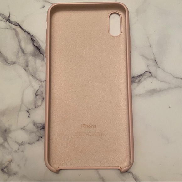 iPhone XS Max case - Picture 2 of 2